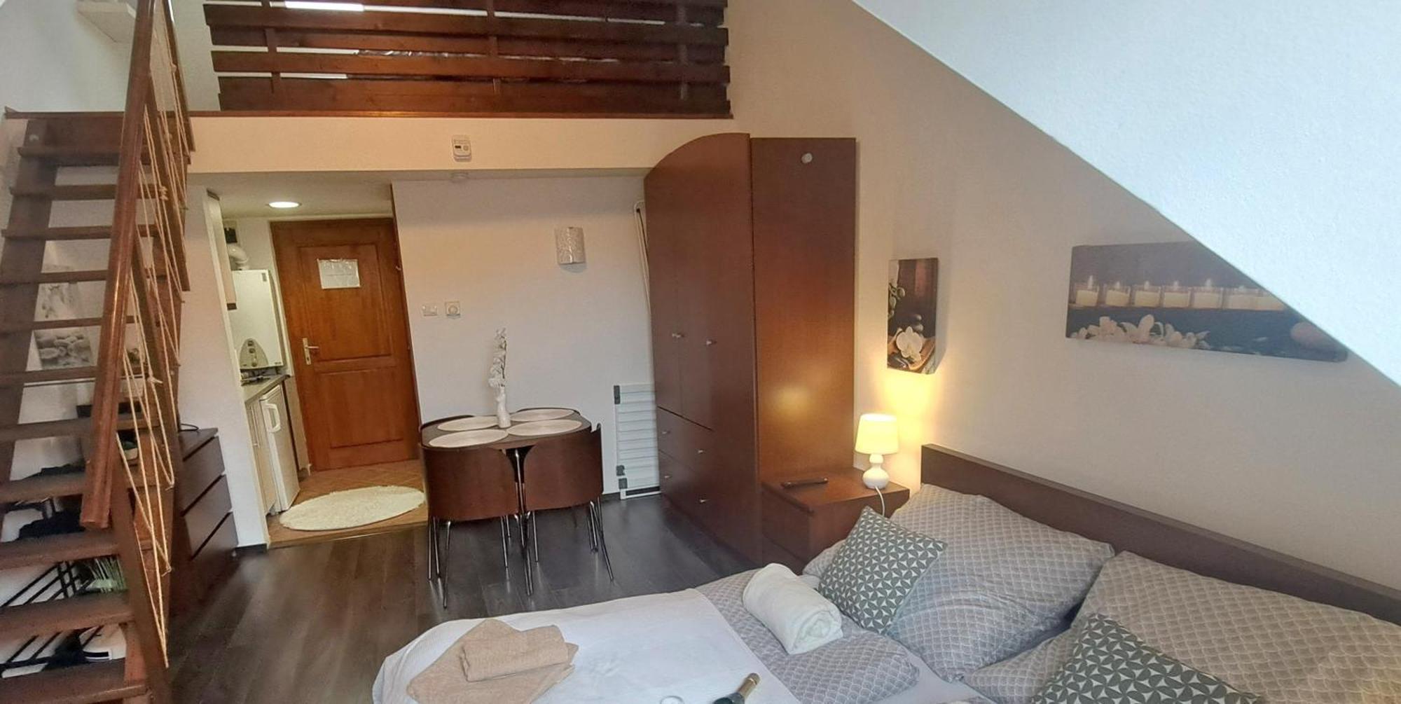 Viktoria Apartman Gyula Exteriér fotografie